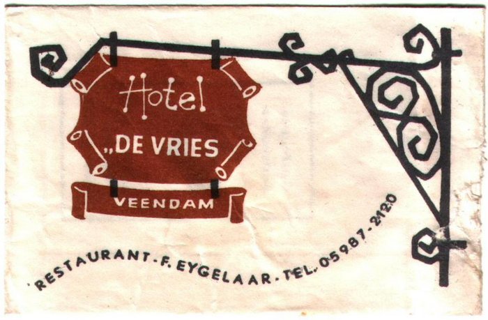 De Vries-hotel-restaurant-Kerkstraat.jpg
